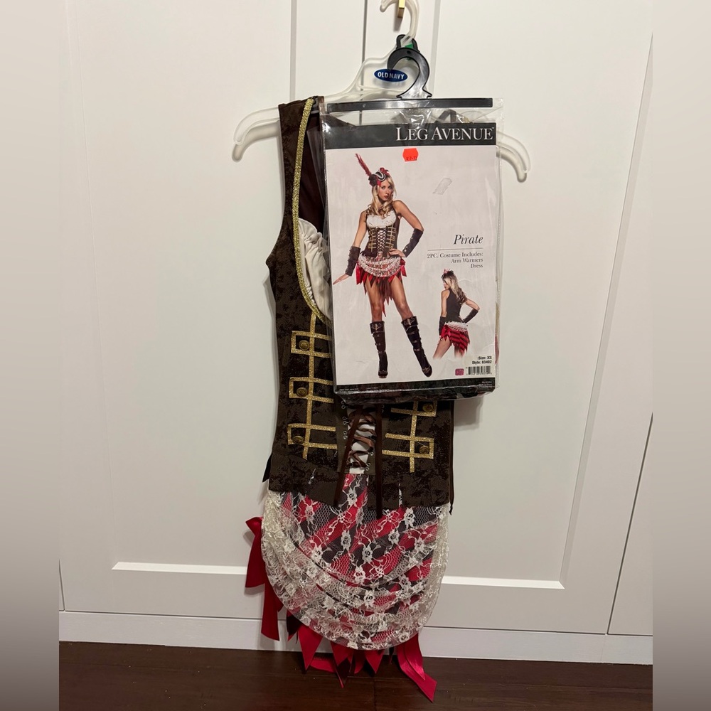 Leg Avenue Brown and Red Pirate Halloween Costume